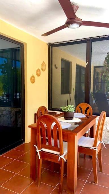 Beachfront Apartment With Swimming Pool. One Bedroom Celestun Εξωτερικό φωτογραφία