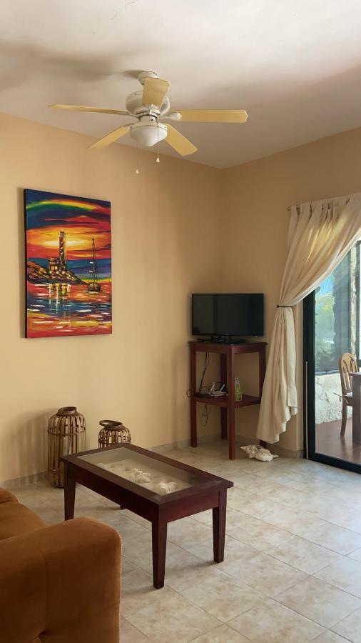 Beachfront Apartment With Swimming Pool. One Bedroom Celestun Εξωτερικό φωτογραφία
