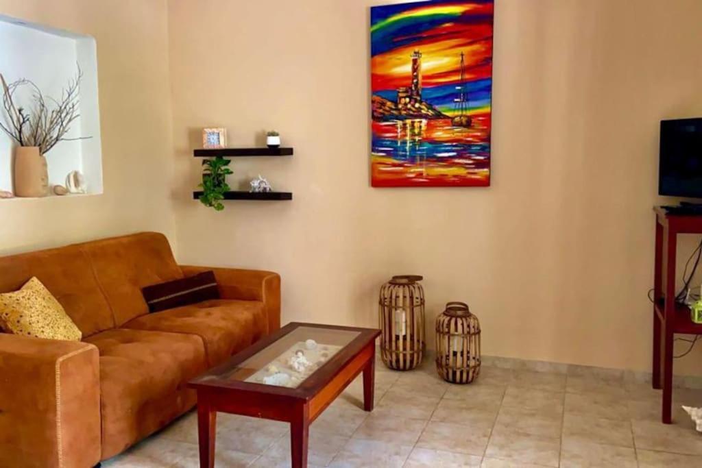 Beachfront Apartment With Swimming Pool. One Bedroom Celestun Εξωτερικό φωτογραφία
